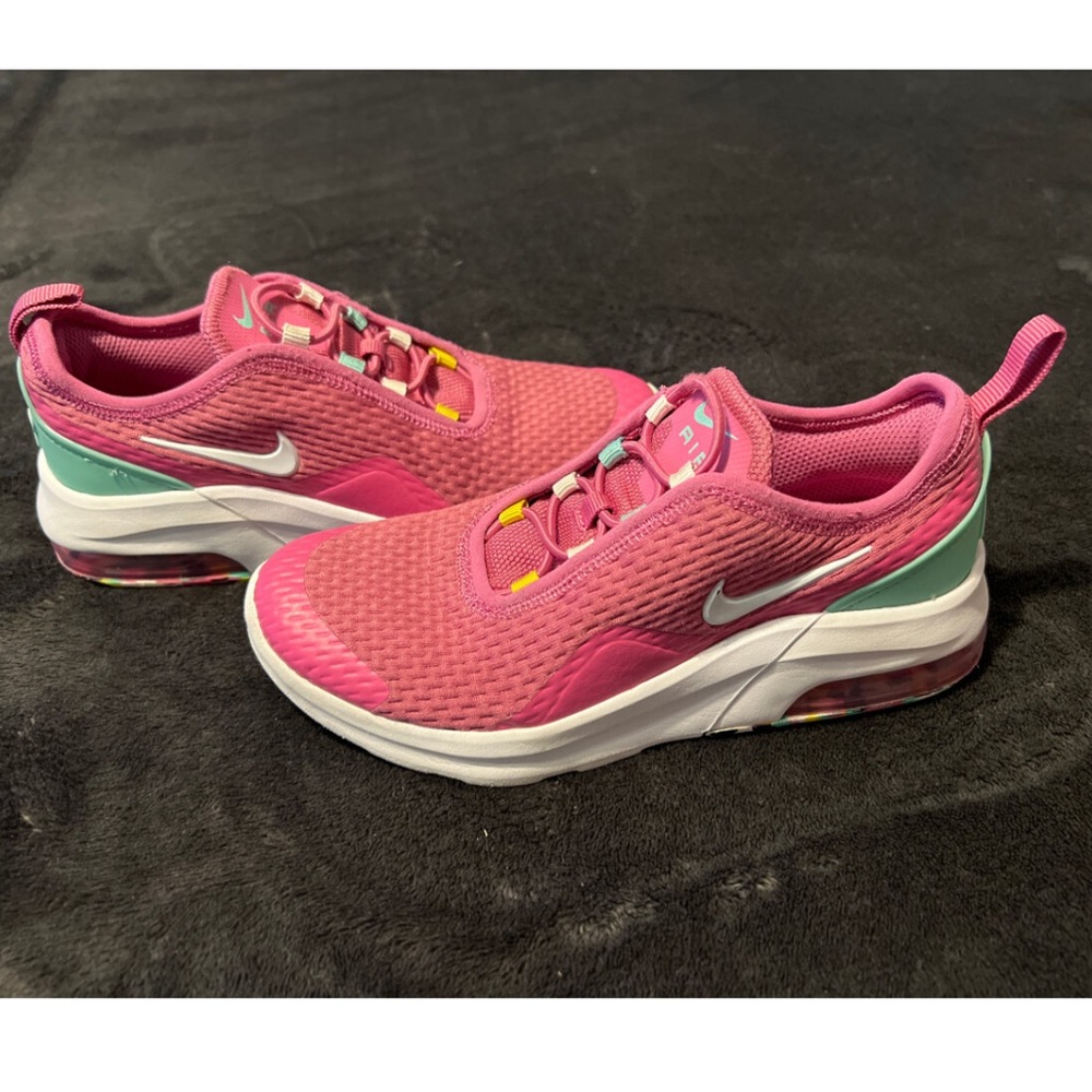 Nike Air multi-color girls tennis shoes size 1.